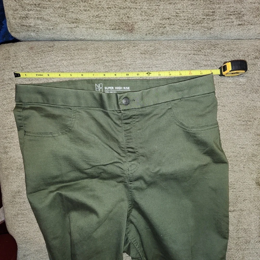 NOBO Super High Rise Pants - Dark Green